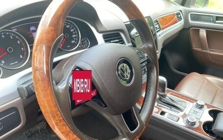 Volkswagen Touareg III, 2011 год, 2 600 000 рублей, 8 фотография