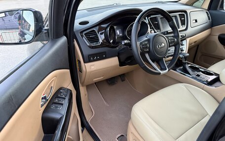 KIA Carnival III, 2020 год, 3 197 000 рублей, 19 фотография