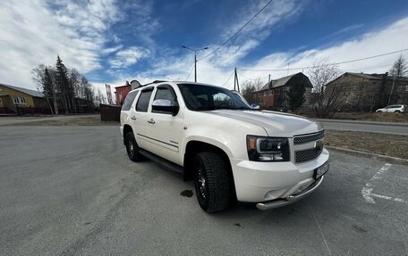 Chevrolet Tahoe III, 2012 год, 2 750 000 рублей, 2 фотография
