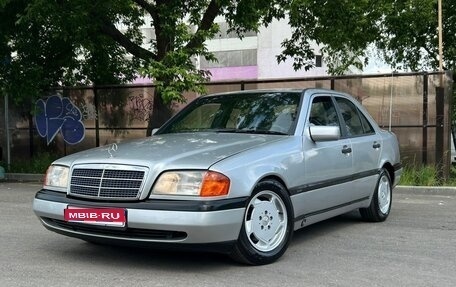 Mercedes-Benz C-Класс, 1995 год, 390 000 рублей, 1 фотография