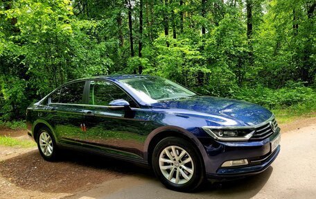 Volkswagen Passat B8 рестайлинг, 2016 год, 1 930 000 рублей, 12 фотография