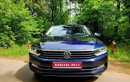 Volkswagen Passat B8 рестайлинг, 2016 год, 1 930 000 рублей, 4 фотография