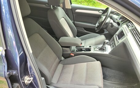 Volkswagen Passat B8 рестайлинг, 2016 год, 1 930 000 рублей, 23 фотография