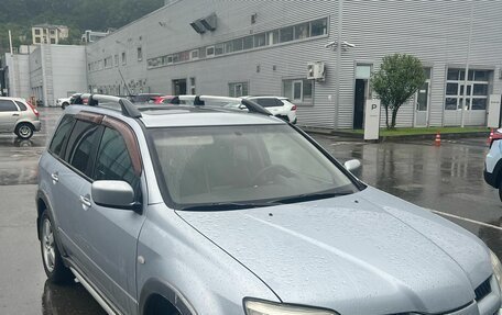 Mitsubishi Outlander III рестайлинг 3, 2004 год, 645 000 рублей, 3 фотография