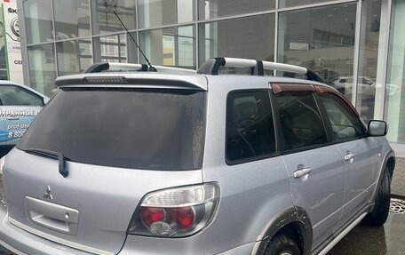 Mitsubishi Outlander III рестайлинг 3, 2004 год, 645 000 рублей, 2 фотография