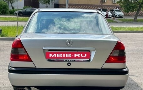 Mercedes-Benz C-Класс, 1995 год, 390 000 рублей, 6 фотография