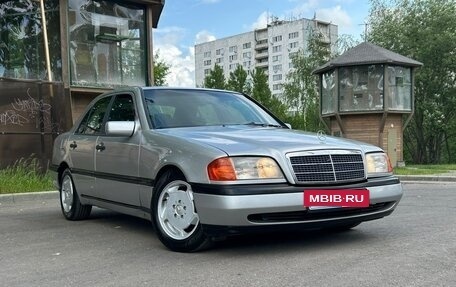 Mercedes-Benz C-Класс, 1995 год, 390 000 рублей, 2 фотография