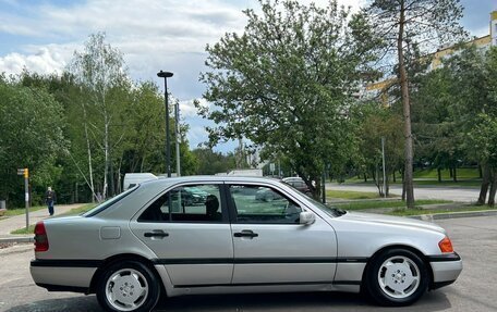 Mercedes-Benz C-Класс, 1995 год, 390 000 рублей, 21 фотография