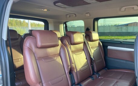 Peugeot Traveller I, 2018 год, 2 500 000 рублей, 9 фотография
