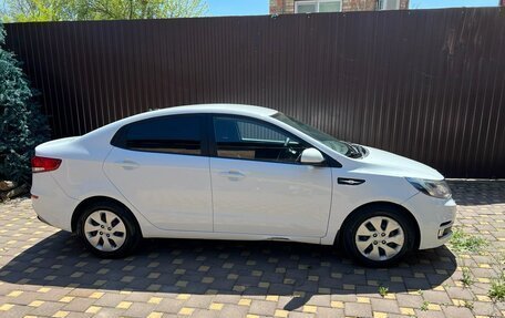 KIA Rio III рестайлинг, 2017 год, 1 099 000 рублей, 5 фотография