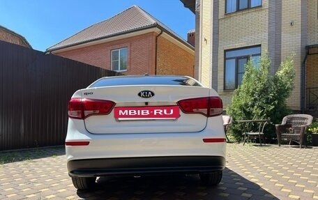 KIA Rio III рестайлинг, 2017 год, 1 099 000 рублей, 10 фотография