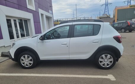 Renault Sandero II рестайлинг, 2019 год, 799 000 рублей, 2 фотография