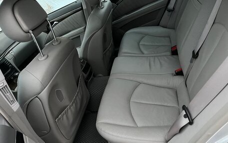Mercedes-Benz E-Класс, 2004 год, 1 550 000 рублей, 9 фотография