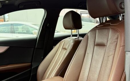 Audi A4, 2016 год, 1 890 000 рублей, 4 фотография