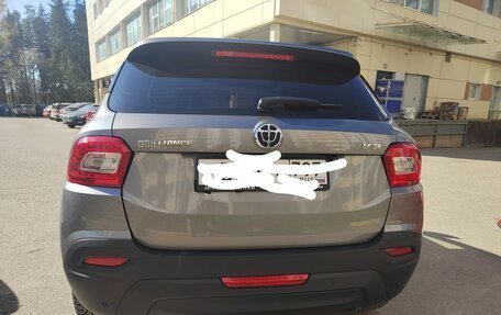 Brilliance V3 I рестайлинг, 2019 год, 600 000 рублей, 22 фотография