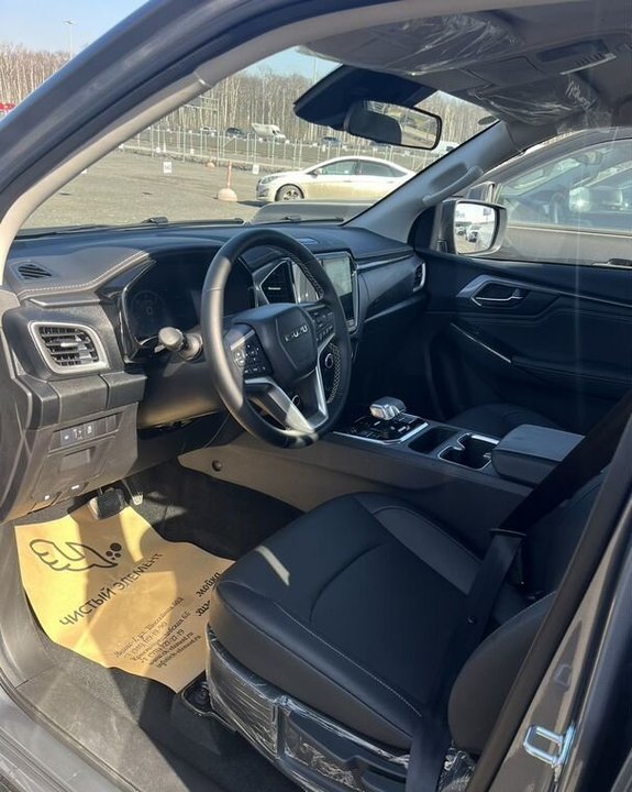 Isuzu D-Max, 2024 год, 4 900 000 рублей, 11 фотография