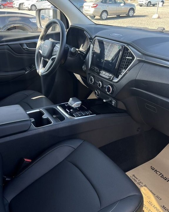 Isuzu D-Max, 2024 год, 4 900 000 рублей, 15 фотография