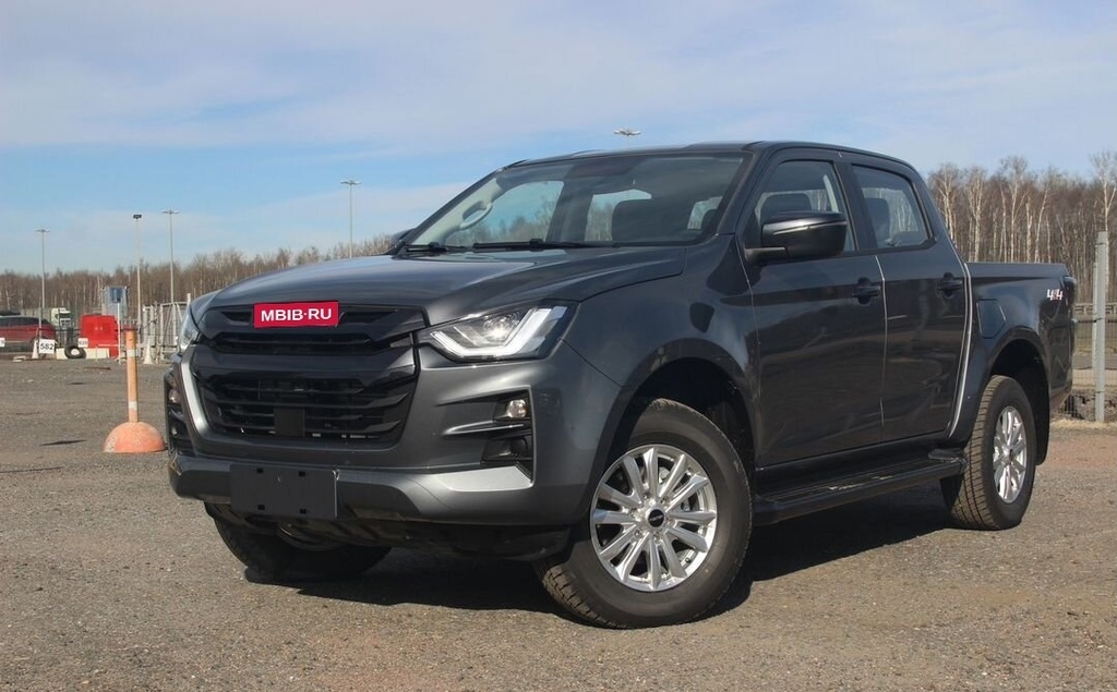 Isuzu D-Max, 2024 год, 4 900 000 рублей, 6 фотография
