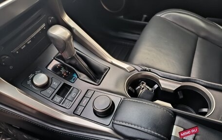 Lexus NX I, 2015 год, 3 000 000 рублей, 16 фотография
