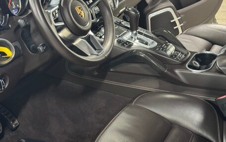 Porsche Cayenne III, 2015 год, 6 000 000 рублей, 26 фотография