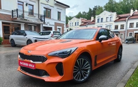 KIA Stinger I, 2019 год, 2 320 000 рублей, 2 фотография