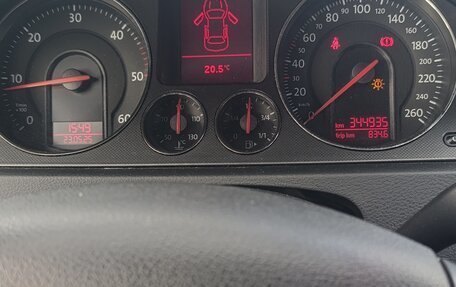 Volkswagen Passat B6, 2007 год, 750 000 рублей, 12 фотография