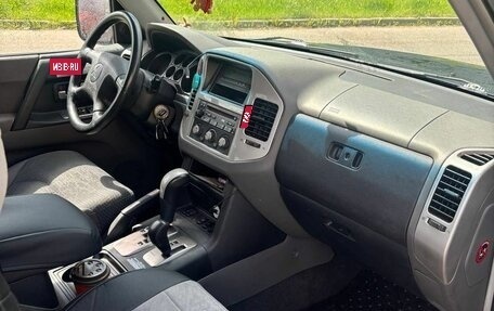 Mitsubishi Pajero III рестайлинг, 2004 год, 1 180 000 рублей, 8 фотография