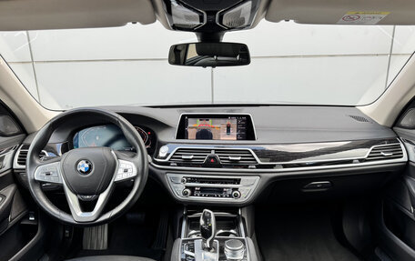 BMW 7 серия, 2019 год, 6 490 000 рублей, 9 фотография