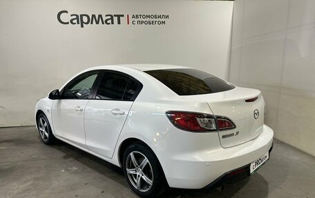 Mazda 3, 2011 год, 900 000 рублей, 5 фотография