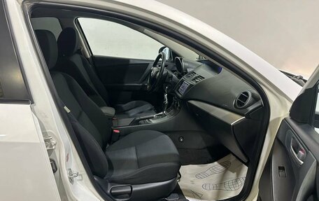 Mazda 3, 2011 год, 900 000 рублей, 32 фотография