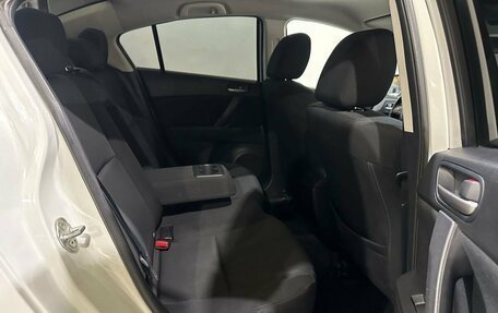 Mazda 3, 2011 год, 900 000 рублей, 31 фотография