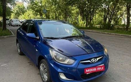 Hyundai Solaris II рестайлинг, 2013 год, 420 000 рублей, 5 фотография