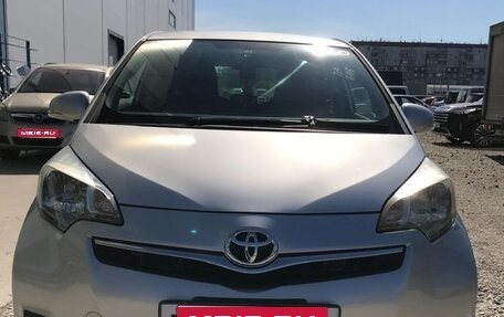 Toyota Ractis II, 2011 год, 955 000 рублей, 1 фотография