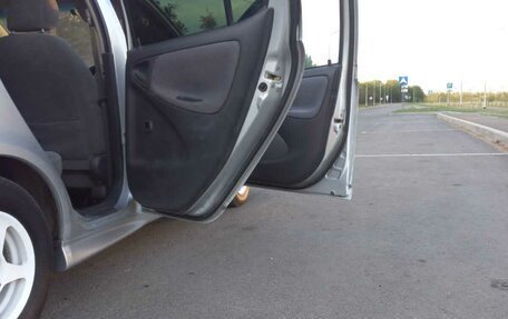 Toyota Vitz, 1999 год, 550 000 рублей, 8 фотография