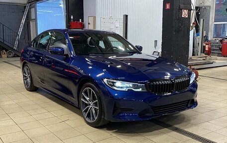 BMW 3 серия, 2019 год, 3 890 000 рублей, 2 фотография