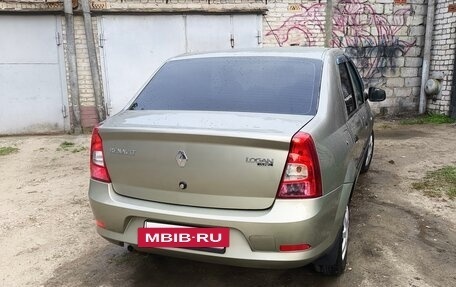 Renault Logan I, 2012 год, 700 000 рублей, 7 фотография