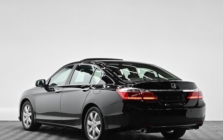 Honda Accord IX рестайлинг, 2013 год, 1 295 000 рублей, 3 фотография