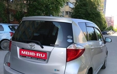 Toyota Ractis II, 2011 год, 955 000 рублей, 5 фотография