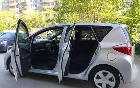 Toyota Ractis II, 2011 год, 955 000 рублей, 11 фотография