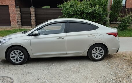 Hyundai Solaris II рестайлинг, 2020 год, 1 250 000 рублей, 7 фотография