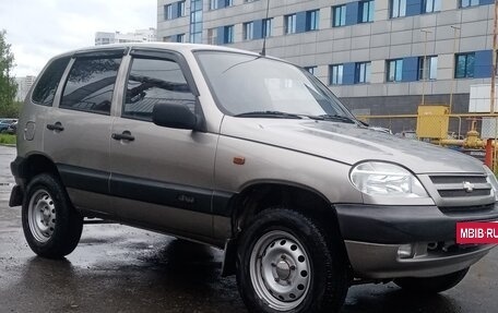 Chevrolet Niva I рестайлинг, 2008 год, 505 000 рублей, 3 фотография