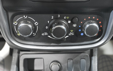Renault Duster I рестайлинг, 2013 год, 1 159 000 рублей, 13 фотография