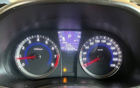 Hyundai Solaris II рестайлинг, 2013 год, 895 000 рублей, 12 фотография