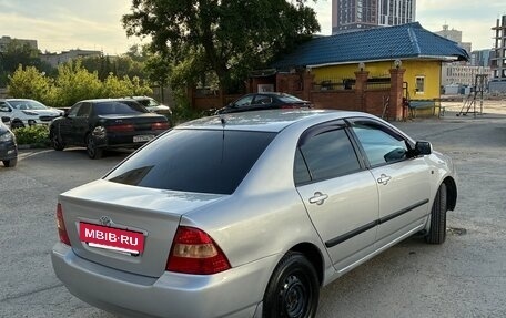 Toyota Corolla, 2003 год, 850 000 рублей, 4 фотография
