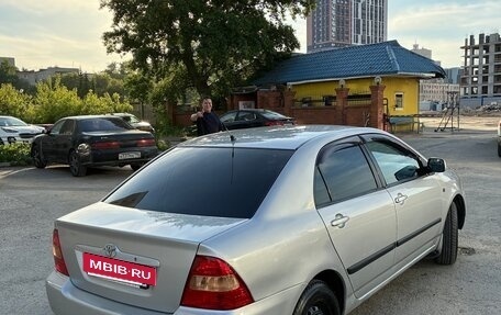 Toyota Corolla, 2003 год, 850 000 рублей, 3 фотография