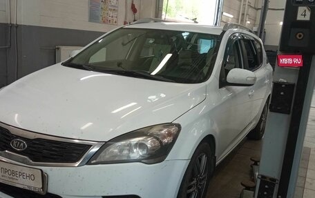 KIA cee'd I рестайлинг, 2011 год, 699 000 рублей, 1 фотография