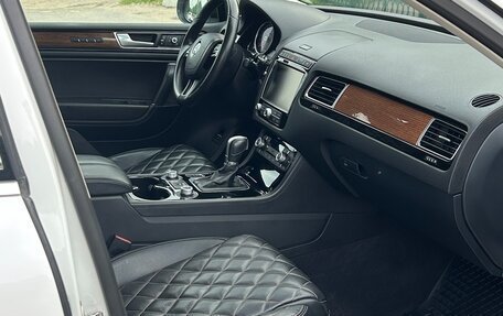 Volkswagen Touareg III, 2017 год, 3 500 000 рублей, 24 фотография