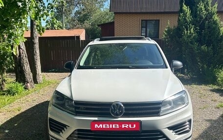 Volkswagen Touareg III, 2017 год, 3 500 000 рублей, 13 фотография