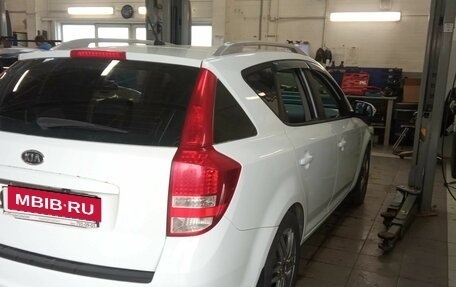 KIA cee'd I рестайлинг, 2011 год, 699 000 рублей, 3 фотография