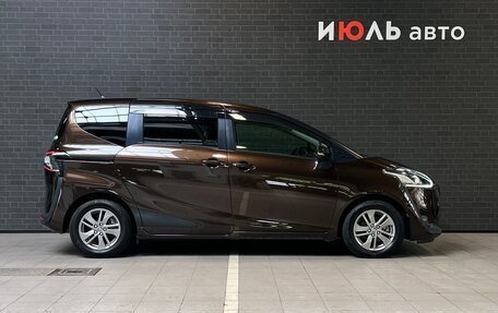 Toyota Sienta II, 2018 год, 1 730 000 рублей, 4 фотография